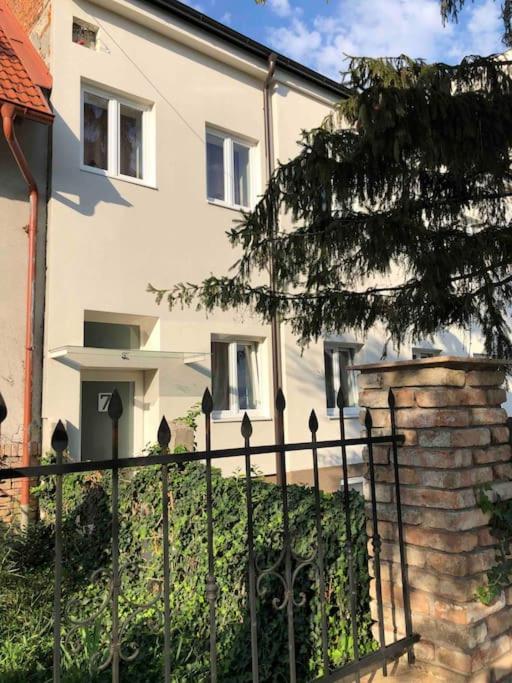 Quattro Casa Apartment Sopron Exterior photo